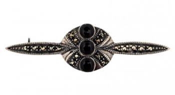 Stříbrná art deco brož se třemi onyxy Stříbrná art deco brož se třemi onyxy
