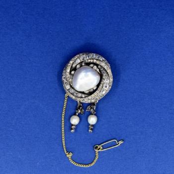 Zlatá brož s barokní perlou a brilianty Zlatá brož s barokní perlou a brilianty