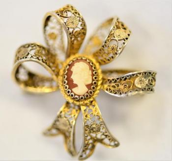 Starožitná Ag brož - filigránová květina s kamejí Starožitná Ag brož - filigránová květina s kamejí